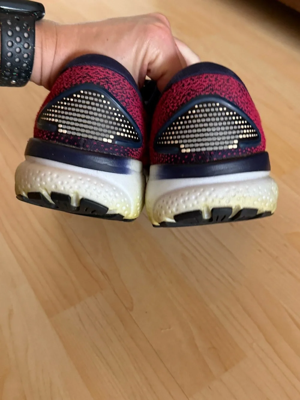 Brooks breathable knit
